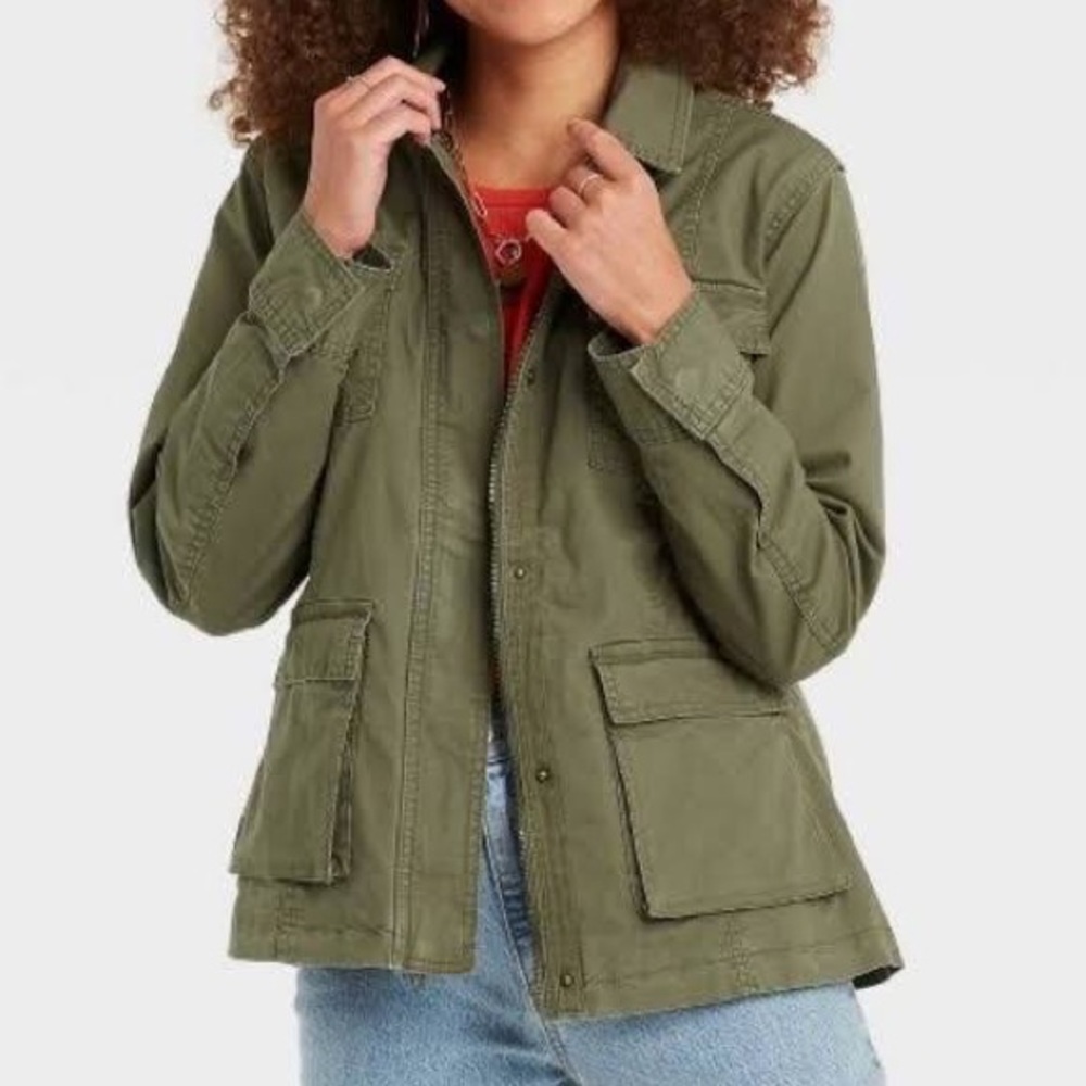 Green army jacket size extra small